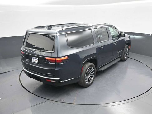 Used 2024 Jeep Wagoneer L Series II w/ Flexible Seating Group AWD/4WD image 43