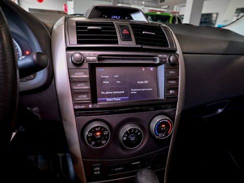 Used 2012 Toyota Corolla S FWD image 27