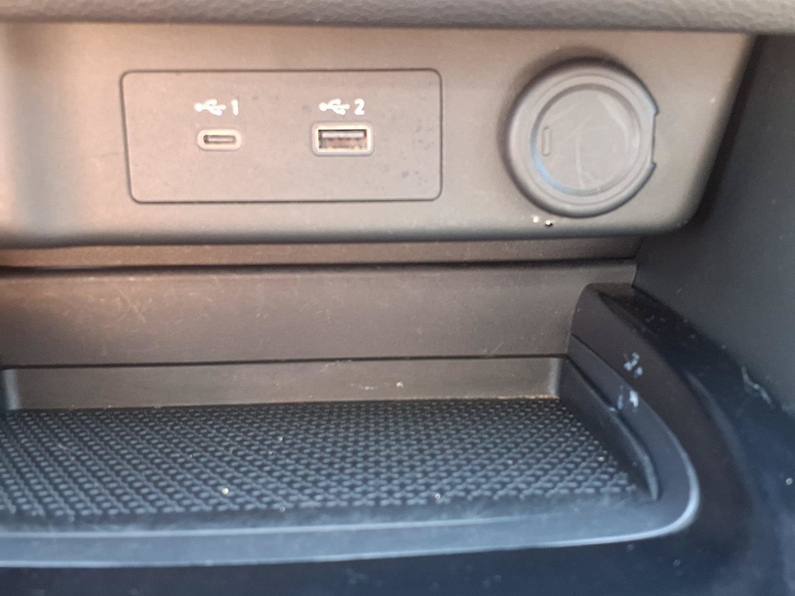 Used 2023 Nissan Rogue SV FWD image 23