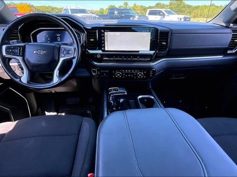 Used 2024 Chevrolet Silverado 1500 RST AWD/4WD image 8