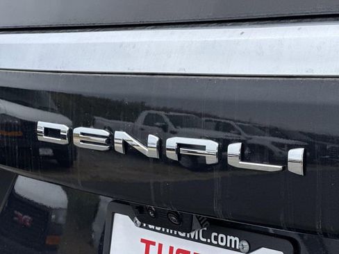 New 2026 GMC Yukon XL Denali w/ Denali Reserve Package image 30