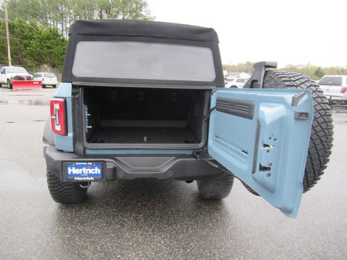 Used 2023 Ford Bronco Wildtrak image 19