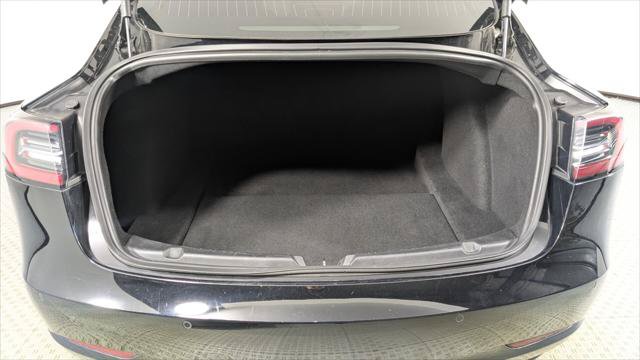 Used 2019 Tesla Model 3 Standard Range Plus RWD image 14