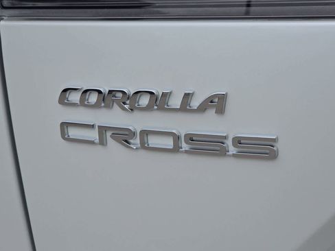New 2026 Toyota Corolla Cross LE image 11