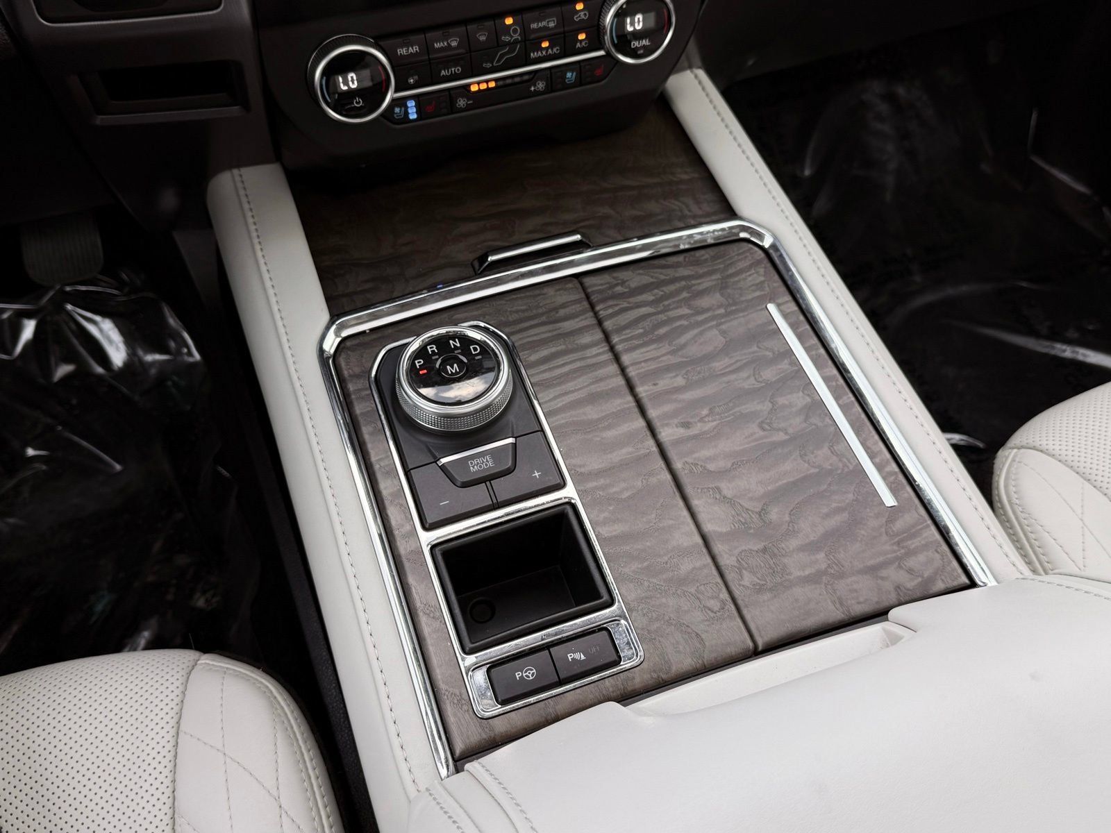 Used 2020 Ford Expedition Platinum RWD image 48