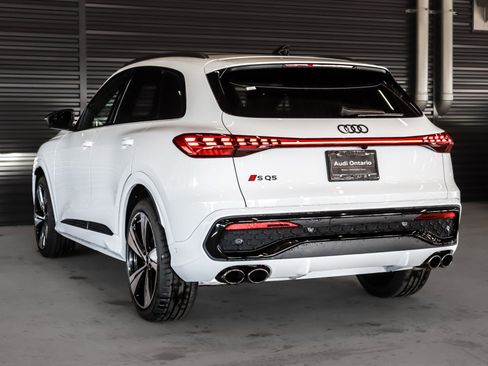 New 2025 Audi SQ5 Premium Plus image 2