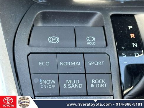 Used 2023 Toyota RAV4 XLE Premium AWD/4WD image 32