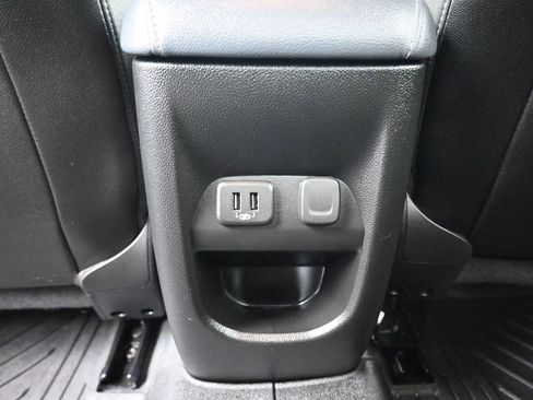 Used 2020 Chevrolet Colorado Z71 w/ Z71 Midnight Edition image 35