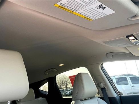 Certified 2025 Nissan Murano SV image 20