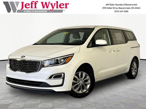 Used 2020 Kia Sedona L FWD image 1