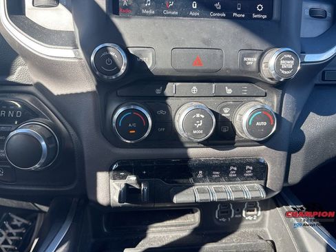 Used 2021 RAM 1500 Big Horn image 23