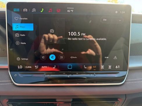 New 2026 Volkswagen Tiguan SE FWD image 20