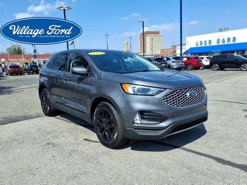 Certified 2023 Ford Edge SEL w/ Convenience Package AWD/4WD image 4