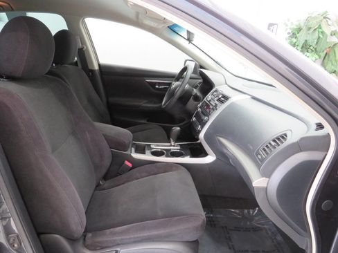 Used 2013 Nissan Altima 2.5 S image 11