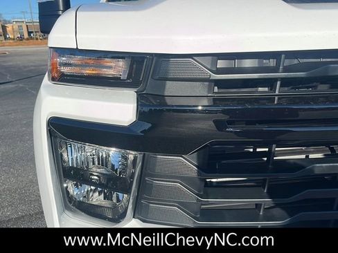 New 2026 Chevrolet Silverado 2500 W/T image 11