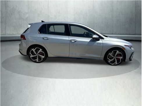 New 2025 Volkswagen GTI SE image 6
