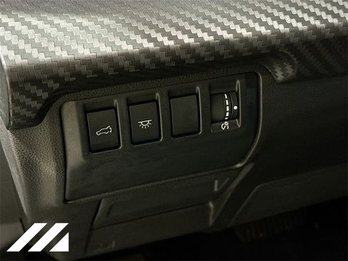 Certified 2024 Subaru Ascent Premium w/ Convenience Package image 10