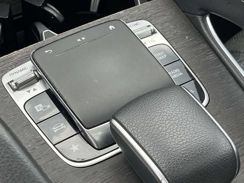 Used 2020 Mercedes-Benz GLE 350 4MATIC image 40