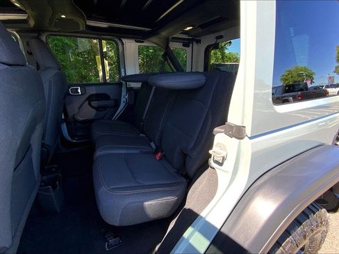 Certified 2024 Jeep Wrangler Unlimited Sport AWD/4WD image 18