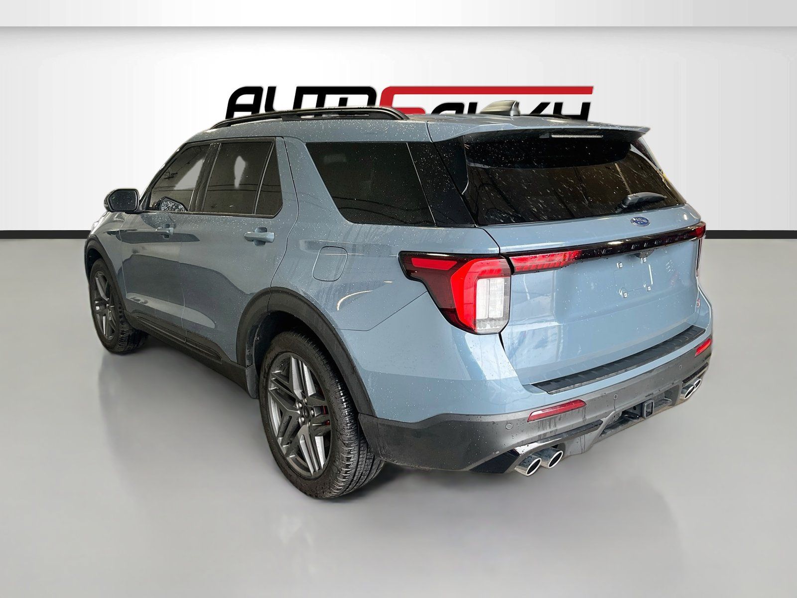 Used 2026 Ford Explorer ST w/ Sun And Sound Package AWD/4WD image 4