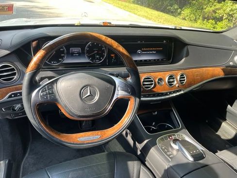 Used 2015 Mercedes-Benz S 550 4MATIC Sedan image 6