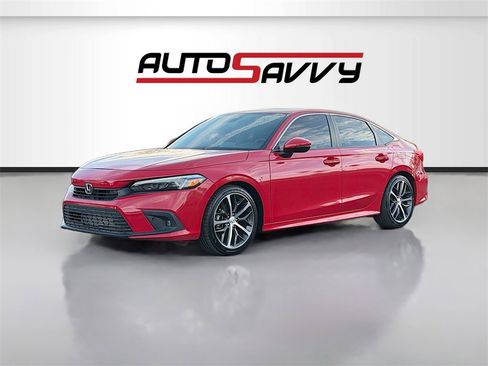 Used 2024 Honda Civic Touring image 3