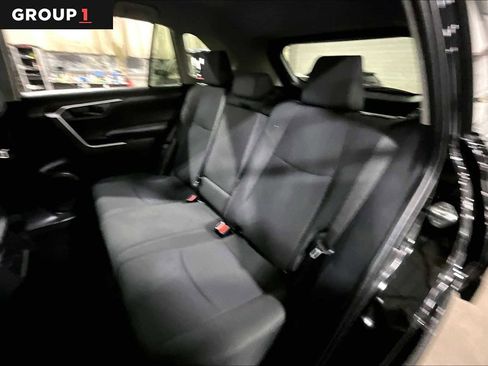 Certified 2025 Toyota RAV4 LE image 21