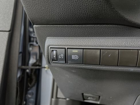 Used 2022 Toyota Corolla LE FWD image 10