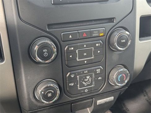 Used 2014 Ford F150 XLT w/ XLT Convenience Package image 15