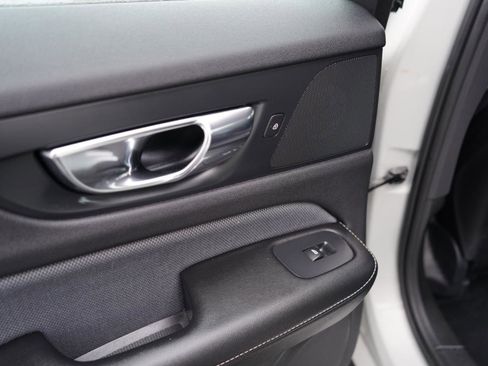 Used 2019 Volvo S60 T6 R-Design image 58