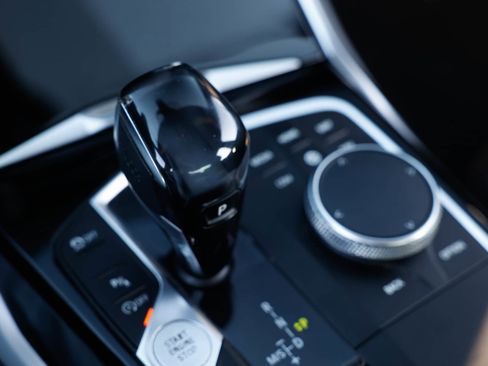 Used 2019 BMW 330i Sedan w/ Premium Package image 45