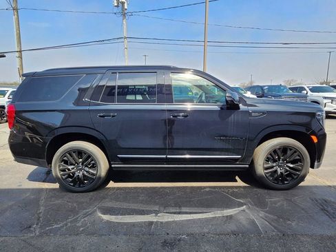 Used 2023 GMC Yukon Denali Ultimate AWD/4WD image 6