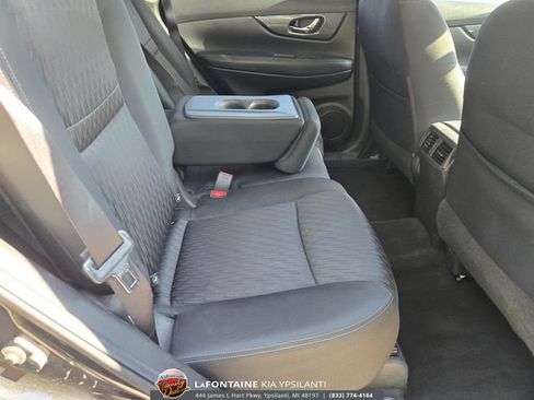 Used 2020 Nissan Rogue SV AWD/4WD image 29