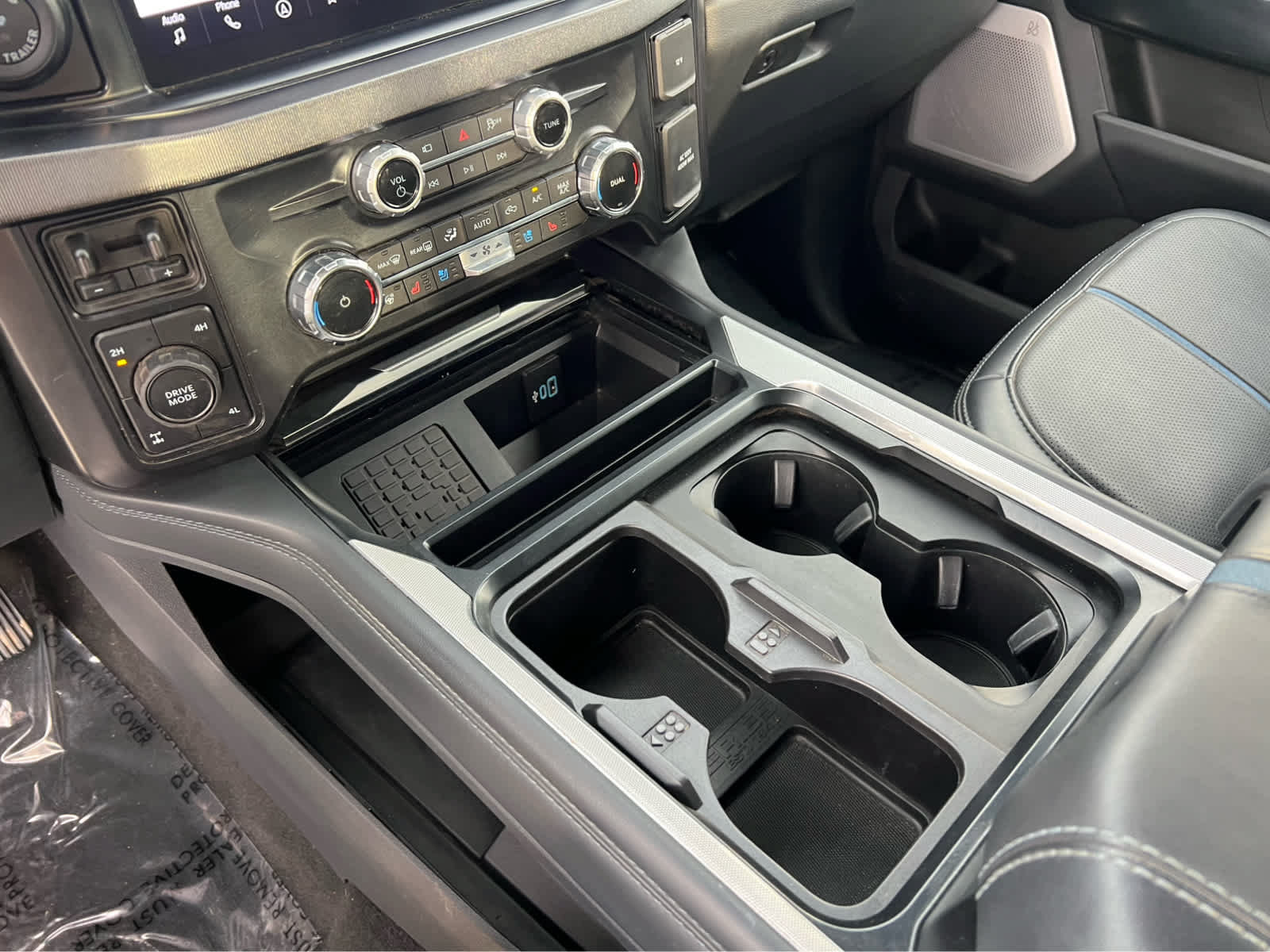 Certified 2026 Ford F350 Platinum AWD/4WD image 34