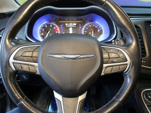 Used 2015 Chrysler 200 Limited w/ Comfort Group image 20