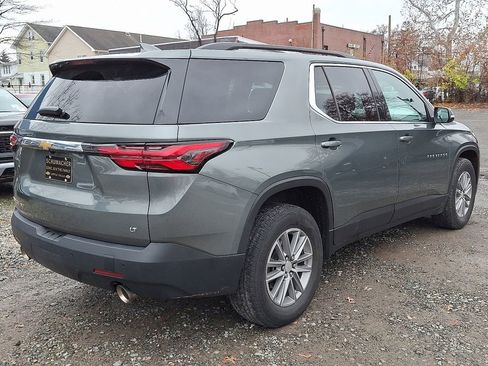 Used 2023 Chevrolet Traverse LT image 8