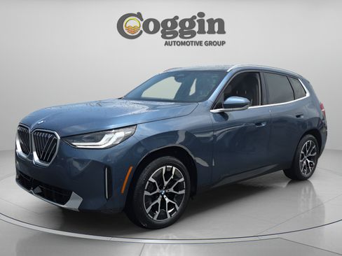 Certified 2025 BMW X3 xDrive30i w/ Convenience Package AWD/4WD image 1