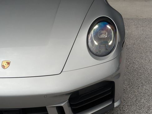 Certified 2025 Porsche 911 Carrera RWD image 13