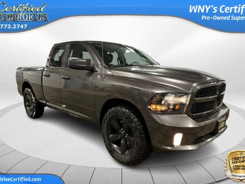 Used 2019 RAM 1500 Express w/ Express Value Package image 3