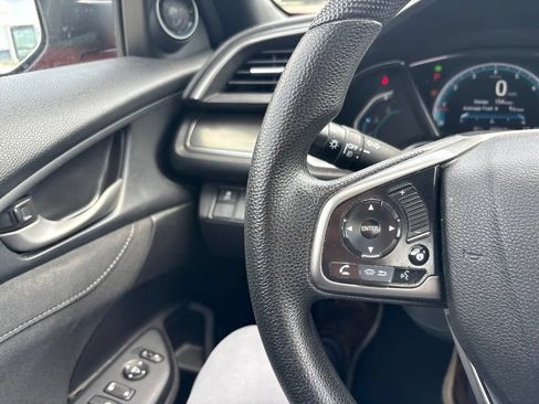 Used 2018 Honda Civic EX image 16