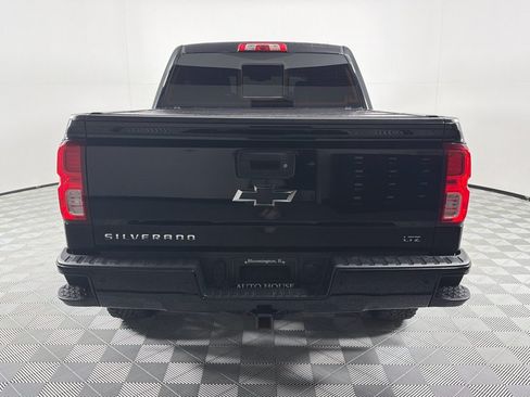 Used 2017 Chevrolet Silverado 1500 LTZ Z71 w/ LTZ Plus Package AWD/4WD image 6