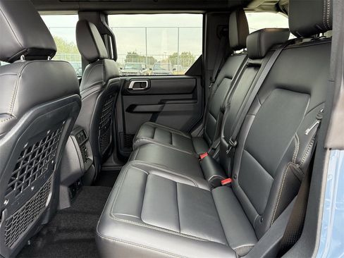 New 2025 Ford Bronco Badlands image 65