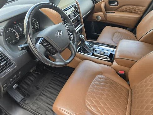 Used 2023 INFINITI QX80 Sensory w/ Cargo Package RWD image 2