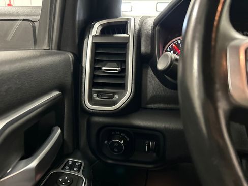 Used 2024 RAM 2500 Big Horn image 18