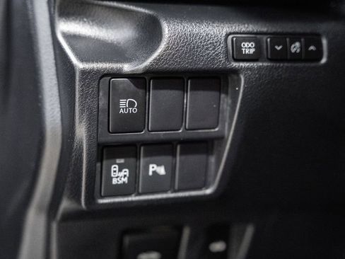 Used 2019 Lexus IS 300 AWD w/ Navigation Package image 47