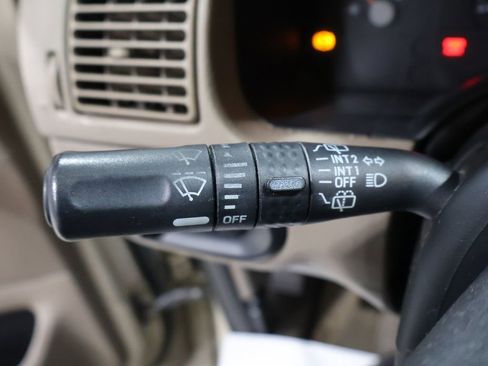 Used 2003 Ford Explorer XLT image 31