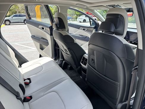 Used 2024 Kia Sportage EX w/ EX Premium Package AWD/4WD image 33