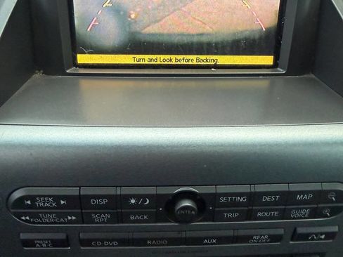 Used 2007 Nissan Armada LE w/ Technology Pkg image 23