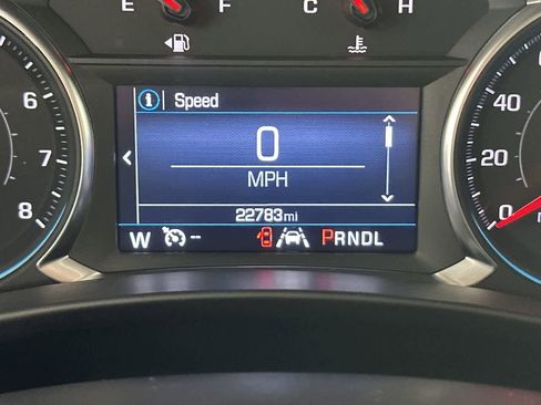 Used 2024 Chevrolet Equinox LT w/ LPO, Floor Liner Package FWD image 20