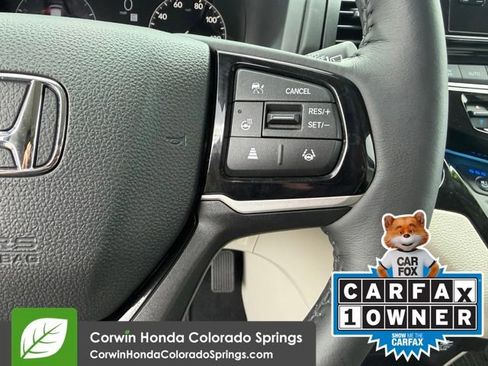 Used 2025 Honda Odyssey Elite image 17